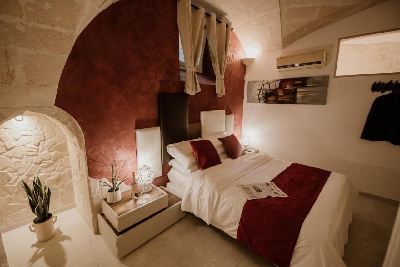 Pacuvius Home Suite B&B บรินดิซิ ภายนอก รูปภาพ