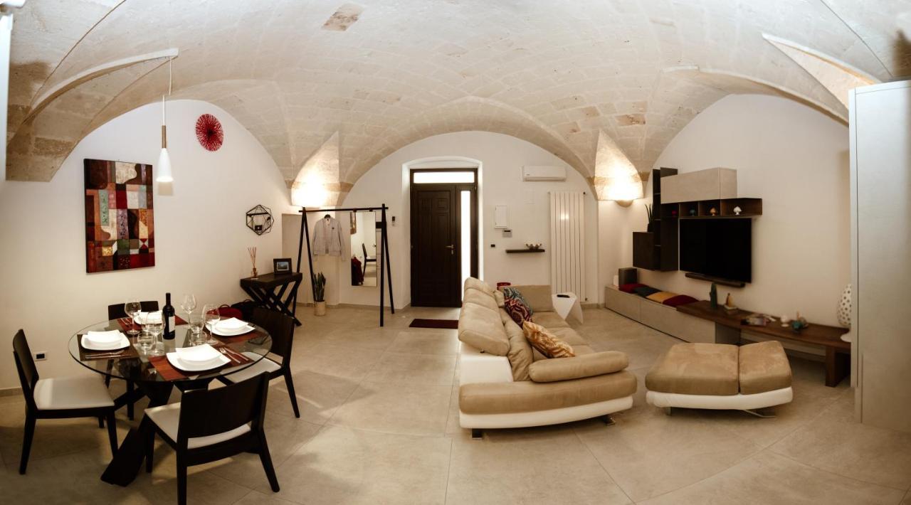 Pacuvius Home Suite B&B บรินดิซิ ภายนอก รูปภาพ