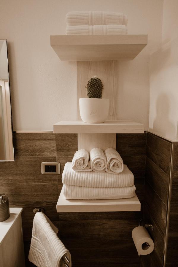 Pacuvius Home Suite B&B บรินดิซิ ภายนอก รูปภาพ